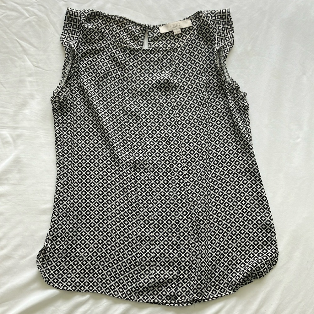 Sleeveless Blouse